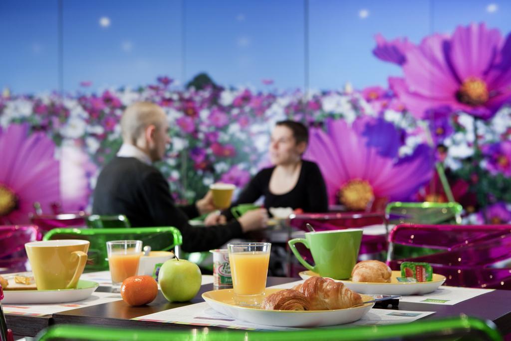 ibis Styles Fontenay Exterior foto