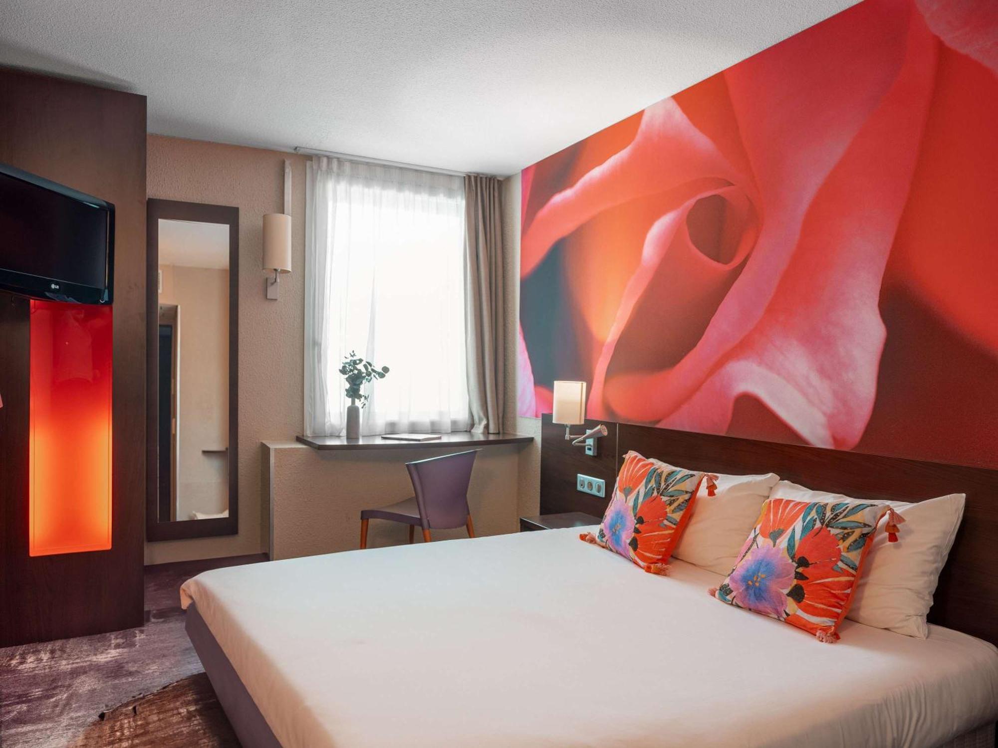 ibis Styles Fontenay Exterior foto