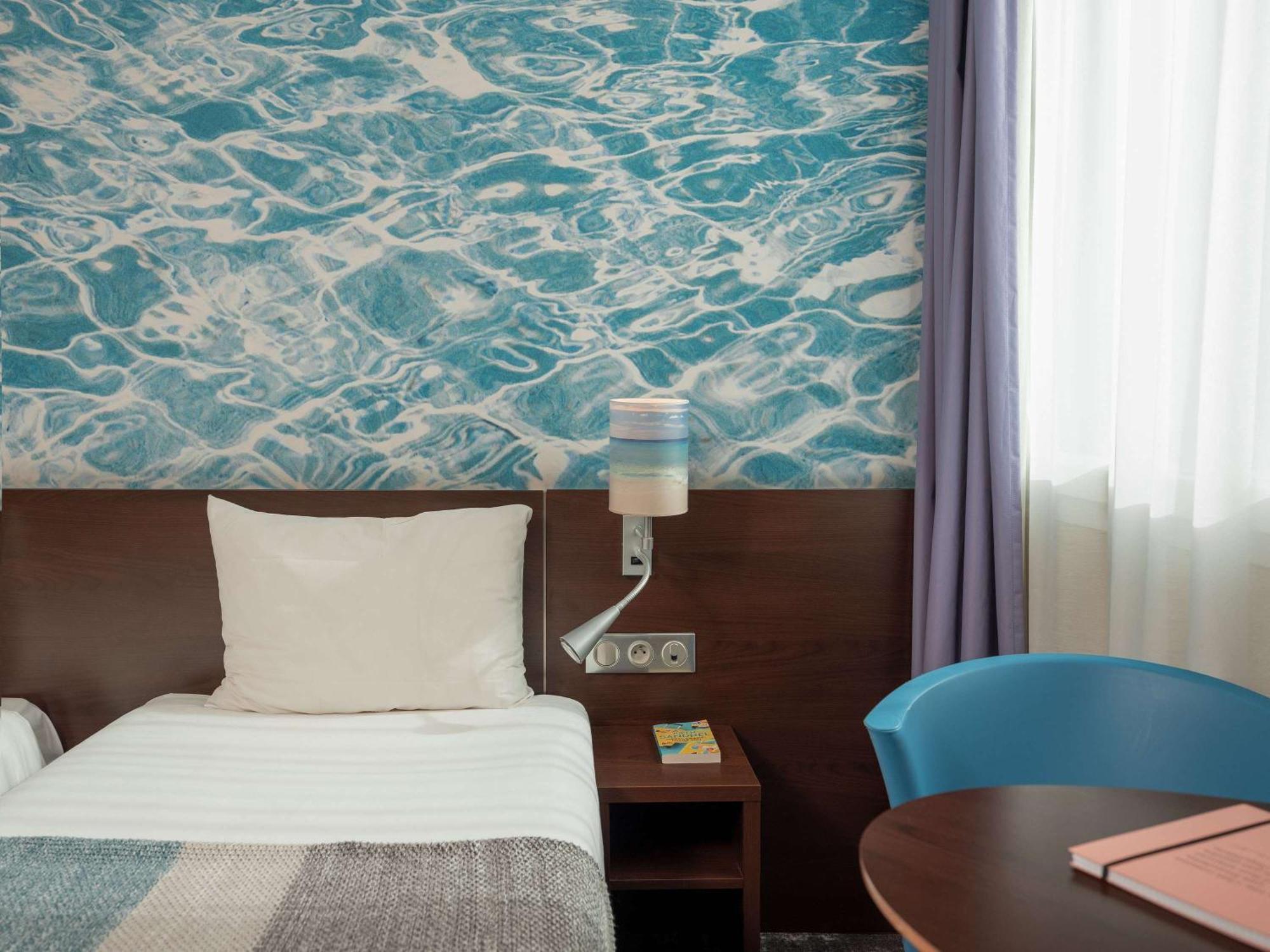 ibis Styles Fontenay Exterior foto